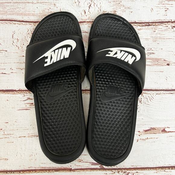 NIKE Black and White Slide Sandals - Picture 3 of 7